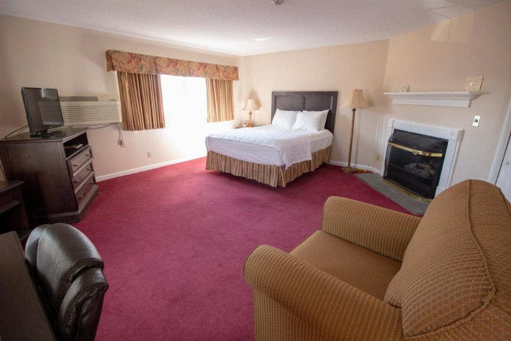 The Lucerne Inn Image 40